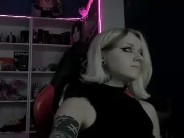 Chaturbate Sex Cam of holy_mistresss