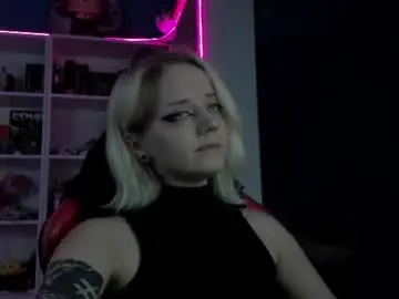 Chaturbate Live Sex Cam of holy_mistresss