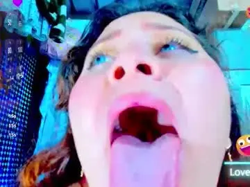 Chaturbate Live Sex Cam of iansofy27