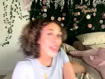 Chaturbate Adult Webcams of lyracovee