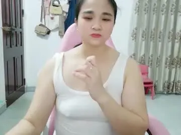 Chaturbate Live Sex Cam of lisa_hanw