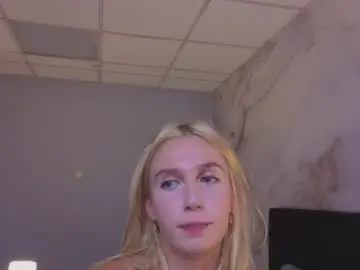 Chaturbate Best live sex cam show of serenastile