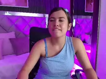 Chaturbate Watch Live Sex Cams of aitana_petite_