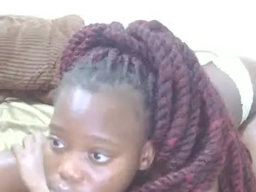 Chaturbate Live Porn of queen_poppy