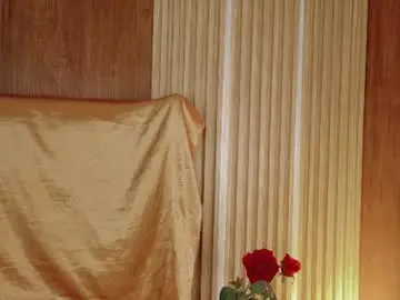 Chaturbate Live Sex of naamah_b