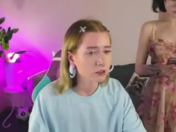 Chaturbate Live Sex Cam of lilac_muse