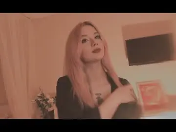 Chaturbate Live Sex Cam of oh_lilith