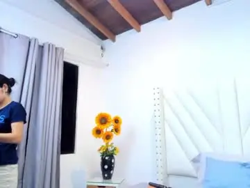Chaturbate Live Sex Cam of paulinavera