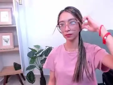 Chaturbate Sex Chat of hannacarttier_