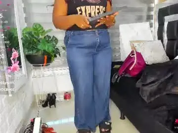 Chaturbate Nude Webcam of sheyla__ebony