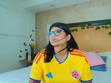 Chaturbate Watch Live Sex Cams of mia_lopez52