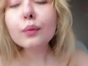 teeencutee from chaturbate