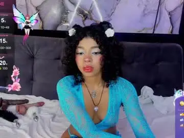 Chaturbate Best live sex cam show of lucie_petite