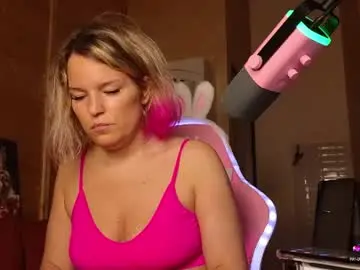 Chaturbate Free Live Porn of findom_lady_shine