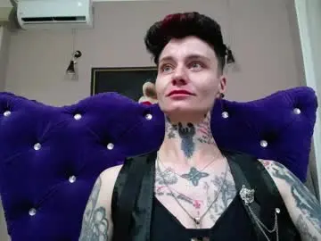 Chaturbate Sex Cam of kennyvibe
