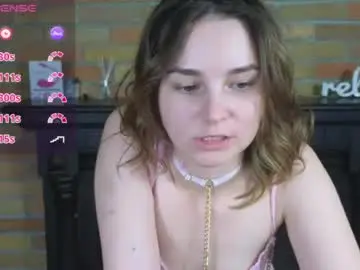 Chaturbate Live Sex Cam of ellie_babyy