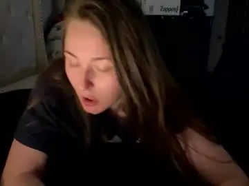 Chaturbate Nude Webcam of clumsycummer