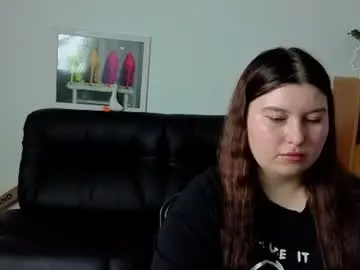 Chaturbate Free Porn Cam of katina_deeplou4