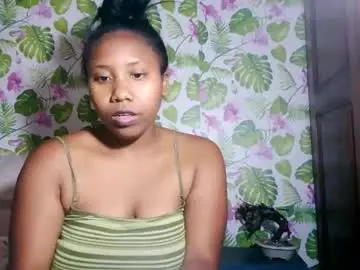 sanyah513 from chaturbate