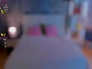 Chaturbate Live Sex Cam of shiny_lisss