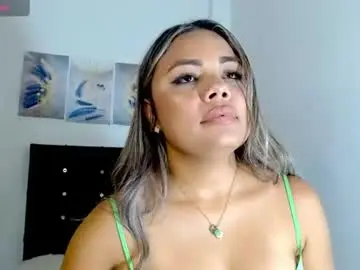 Chaturbate Live Porn of kylie_loveee