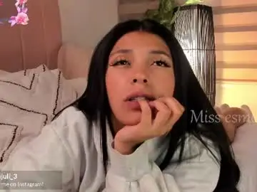 Chaturbate Adult Webcams of missesmeralda