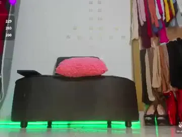 violetmontana from chaturbate