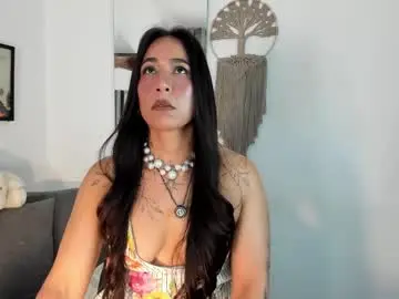 Chaturbate Best live sex cam show of electra_hunt
