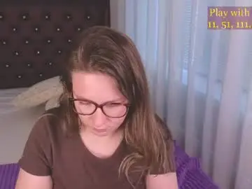 Chaturbate Adult Webcam of cute_darina