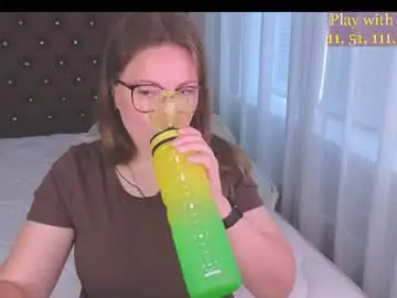 Chaturbate Adult Video Chat of cute_darina
