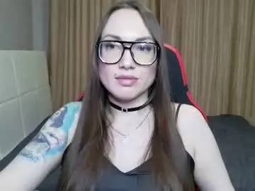 carolineglow_ from chaturbate