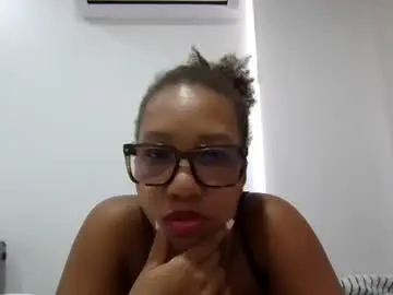 Chaturbate Best live sex cam show of meganhotxx2