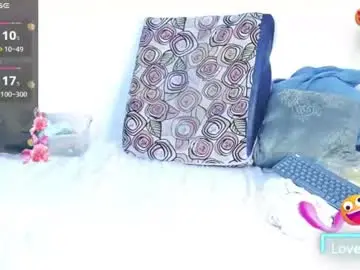 Chaturbate Live Sex Cam of piscies_ass