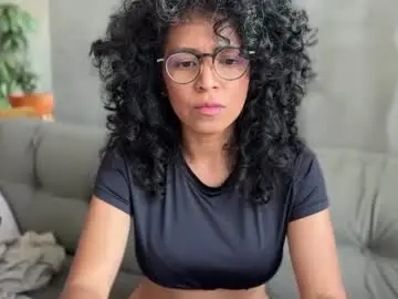 Chaturbate Adult Video Chat of illaroom