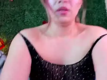 Chaturbate Adult Webcams of kiaraa88