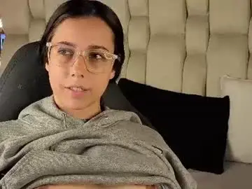 tinyvelvet from chaturbate