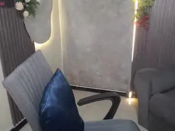 miiaa_desiree from chaturbate