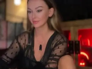 Chaturbate Live Sex Cam of untamed_reina