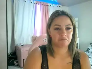 yokiko_daring from chaturbate