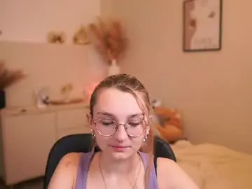 sophielux18 from chaturbate