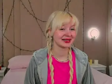 adelesilvy from chaturbate