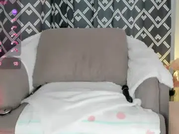 Chaturbate Sex Chat of alyjonesoficiall_