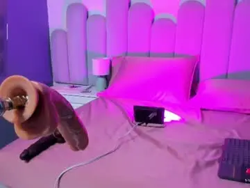 Chaturbate Best live sex cam show of cami_taniel