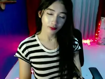 lovelypetite143 from chaturbate