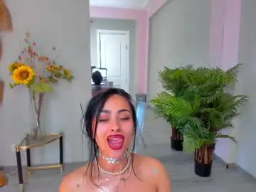 Chaturbate Live Sex Cam of cupcake_izzy