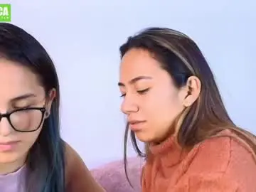 Chaturbate Nude Webcam of jules_n_gia