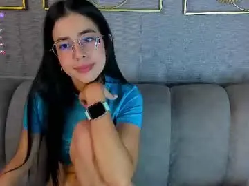 lara_jeean from chaturbate