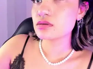 Chaturbate Watch Live Sex Cams of renee_shelby_