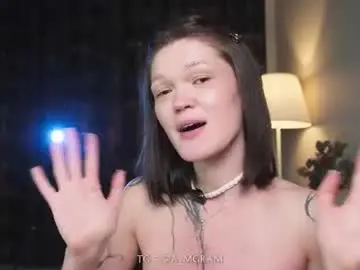 Chaturbate Adult Video Chat of diormelon