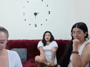 Chaturbate Live Sex Cam of greenkarla